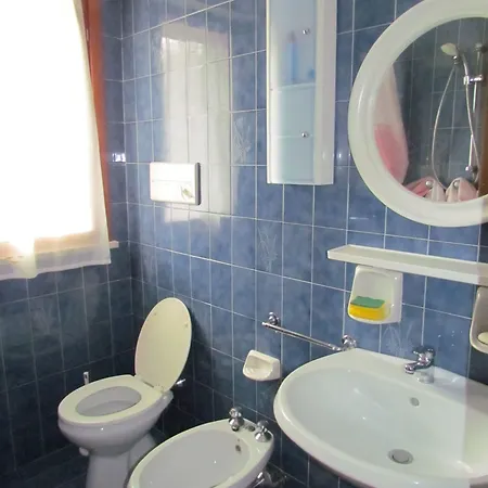 Homely With Shared Pools - Beahost Lägenhet